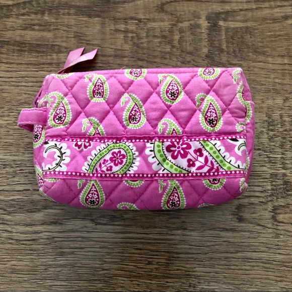 Vera Bradley Handbags - VERA BRADLEY | Bermuda Pink Cosmetic Bag